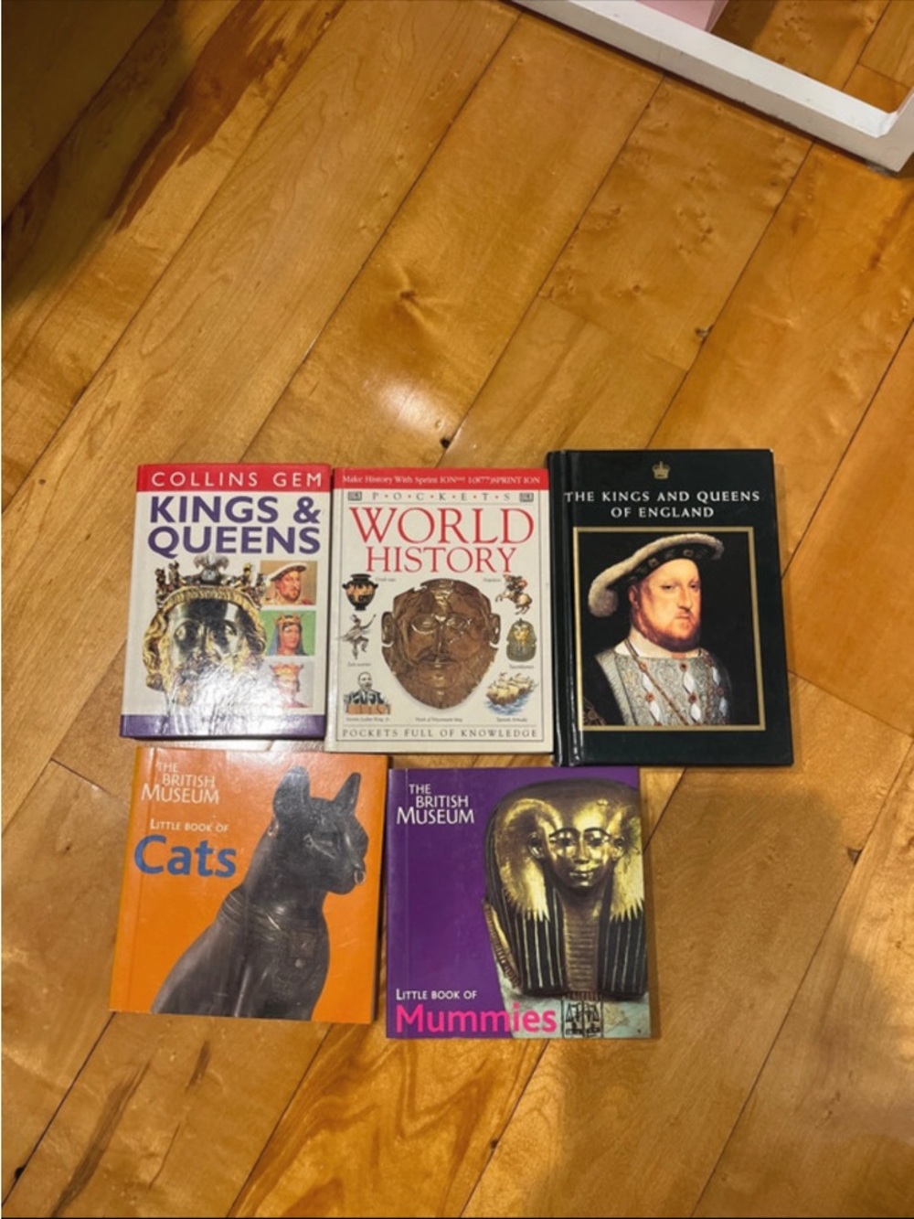 Set of 5 British Museum & History Pocket Books - Orange, Purple, Black, Red